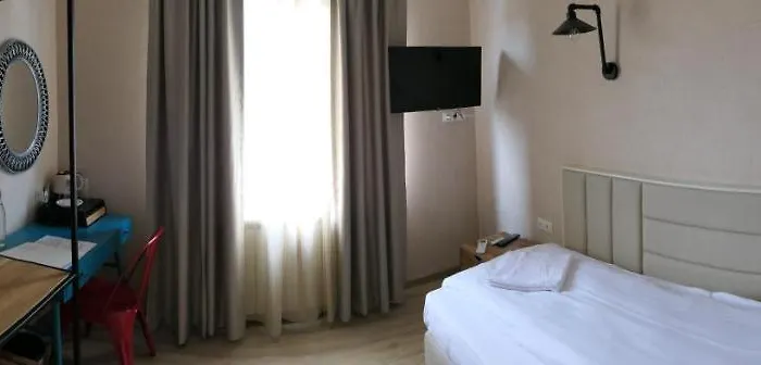 Mediterraneo ホテル イップス・アン・デア・ドナウ