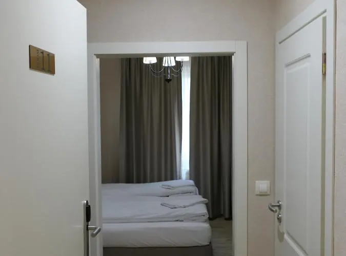 Mediterraneo ホテル *