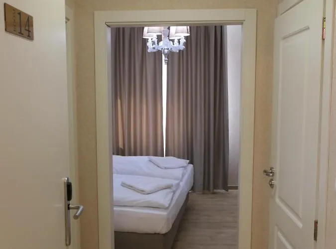 ホテル Mediterraneo イップス・アン・デア・ドナウ